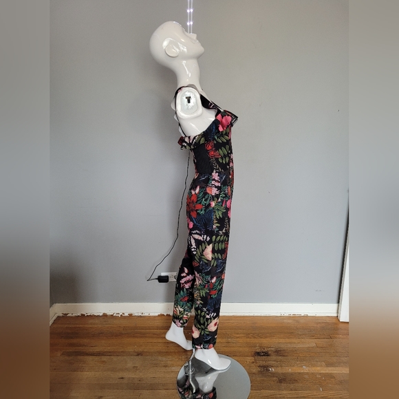 H&M Garden Butterfly Print Jumpsuit, VGUC, Size 6 - Picture 2 of 9